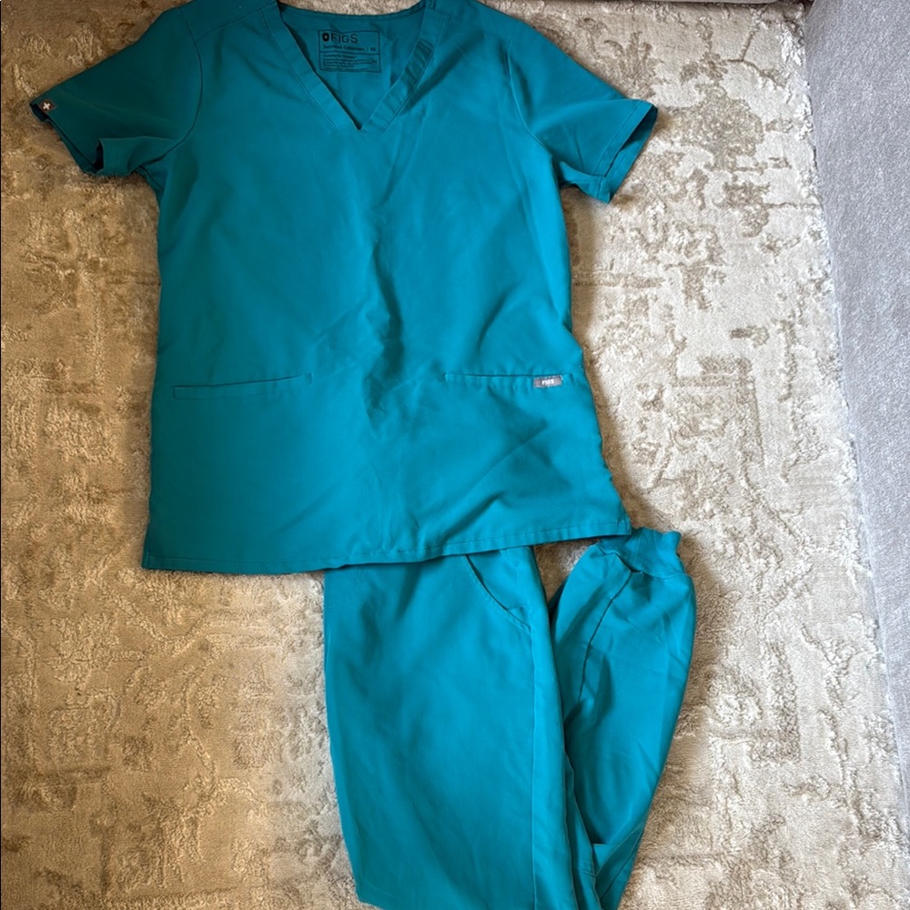 Teal Women's Scrub Set